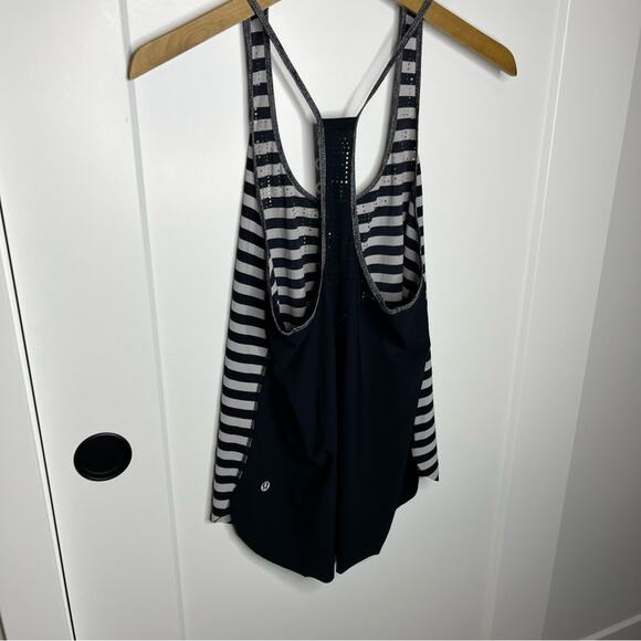Lululemon Water Bound Singlet Apex Stripe Black & White Tank Top Size 6 - Picture 8 of 8